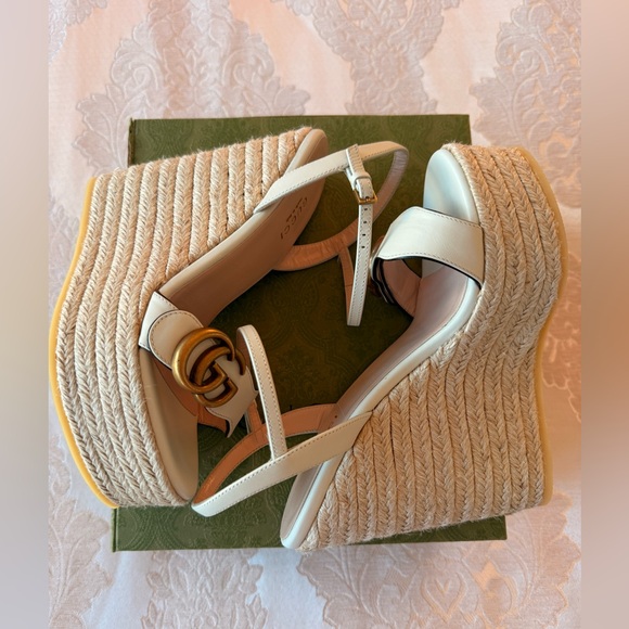 Gucci Shoes - Gucci New Elegant Cream Wedge Sandals